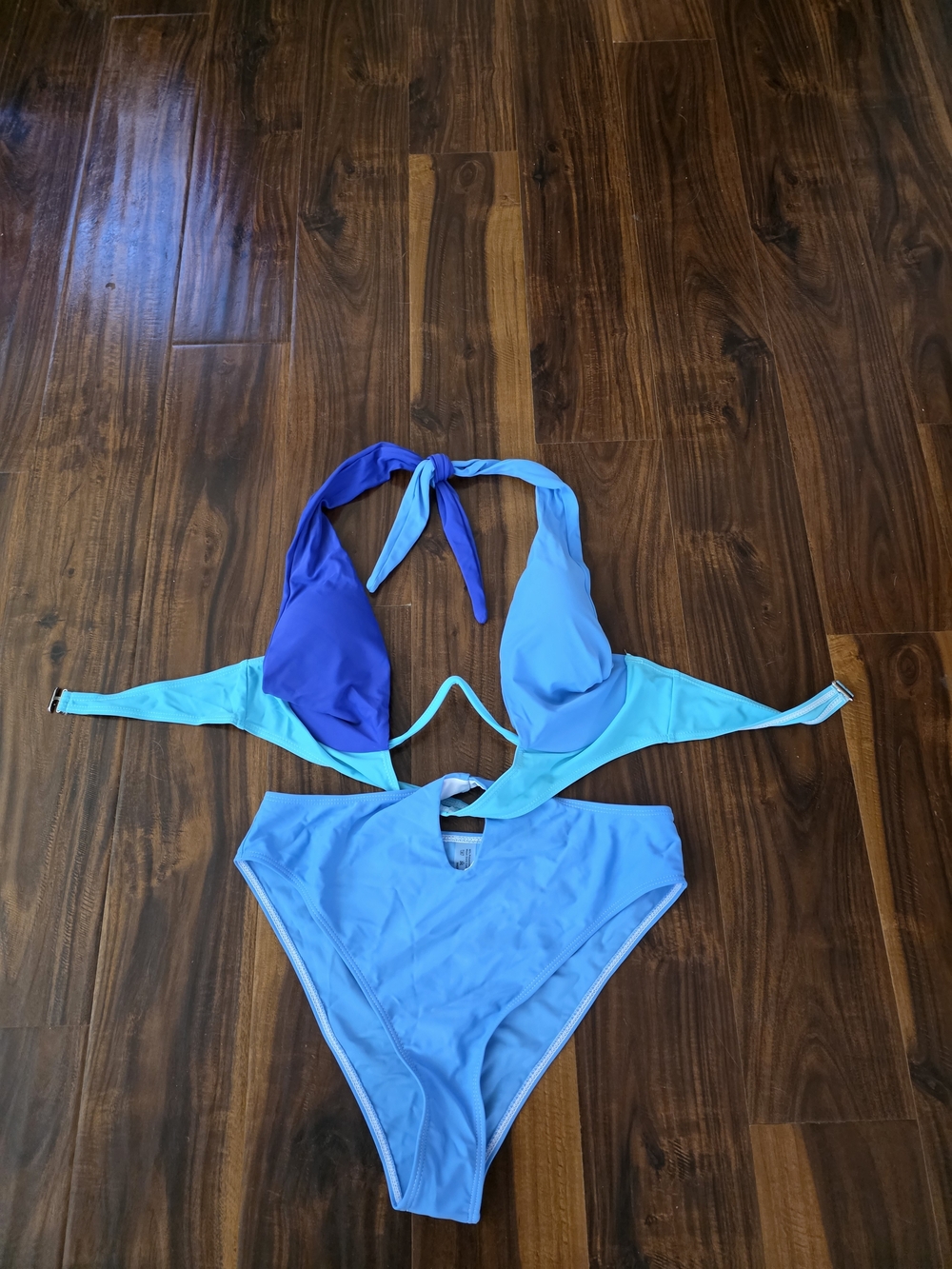 Women’s Two-Tone Blue Halterneck Bikini Set